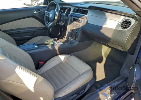 2014 Ford Mustang z USA, uszkodzony, nr VIN 1ZVBP8EM2E5330793